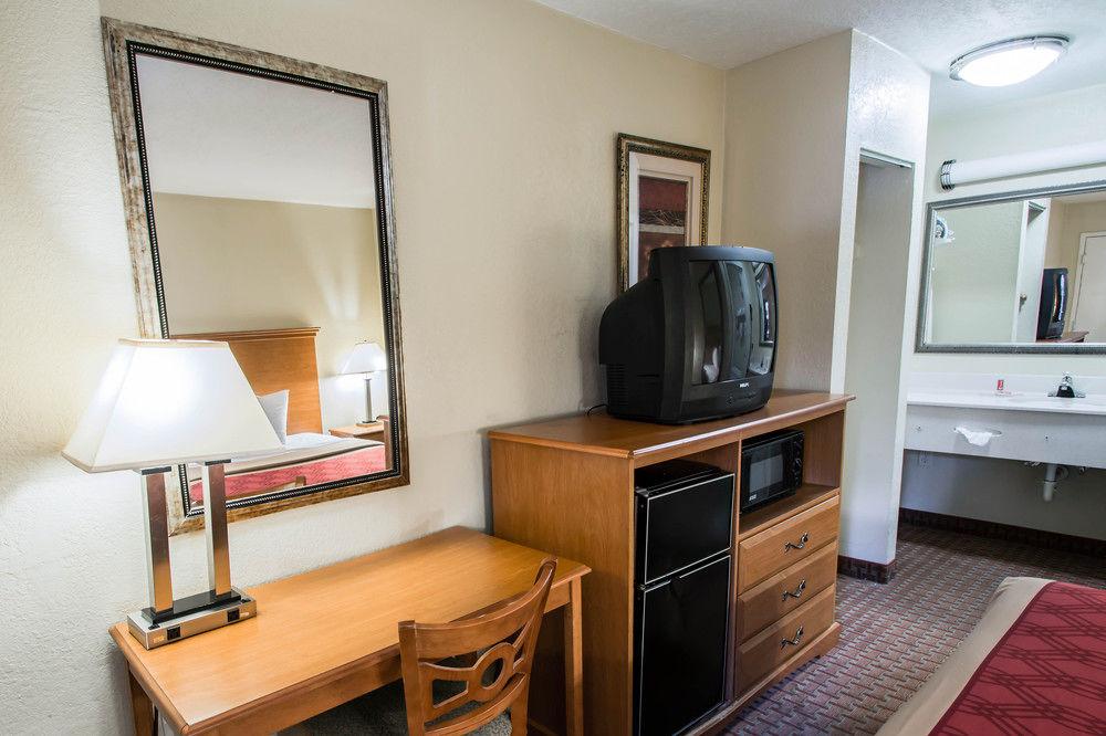 Quality Inn Atlantic Beach-Mayo Clinic Jax Area Eksteriør billede